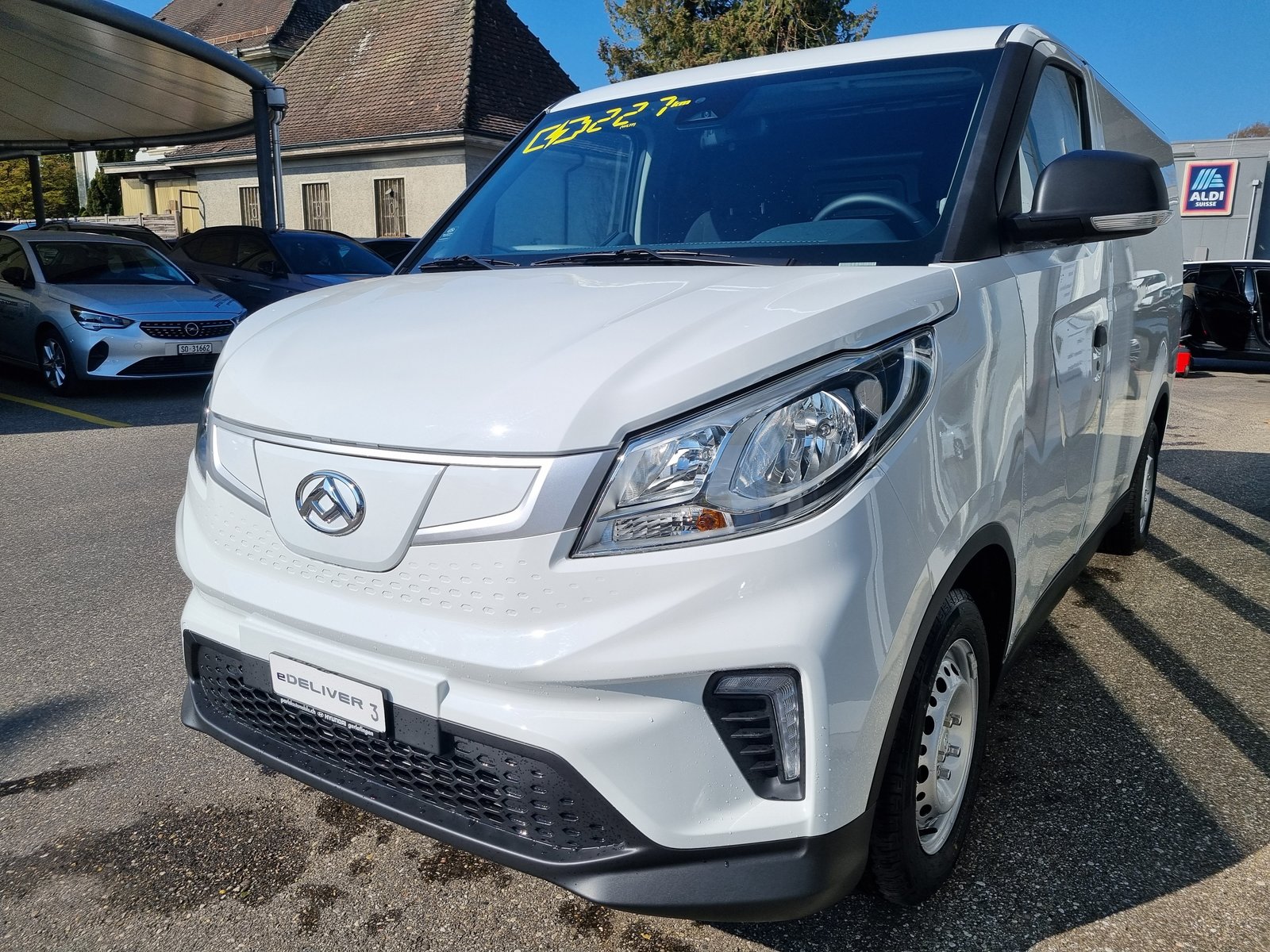MAXUS eDELIVER 3 Kastenaufbau L1H1 50kWh, Électrique, Voiture nouvelle, Automatique - 3