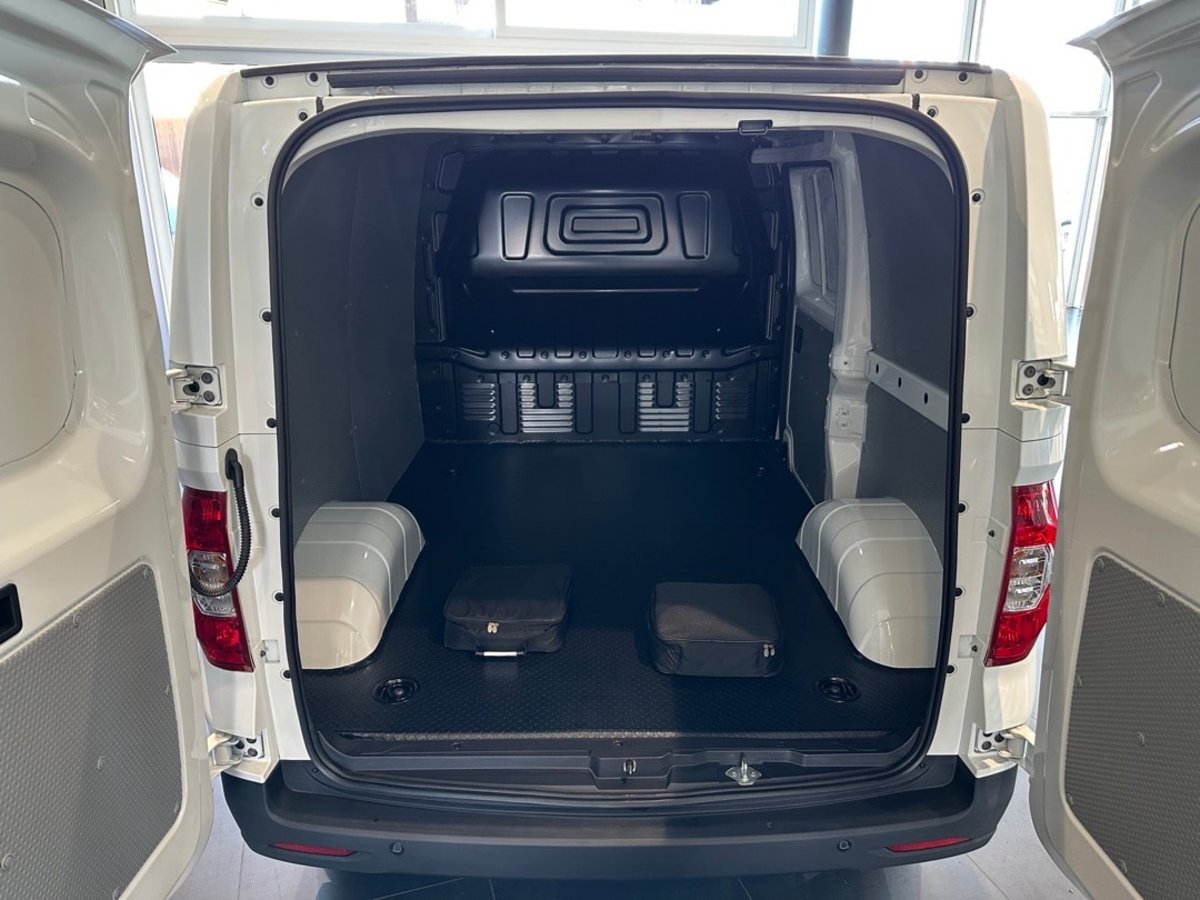 MAXUS eDELIVER 3 Kastenaufbau L1H1 50kWh, Électrique, Occasion / Utilisé, Automatique - 6