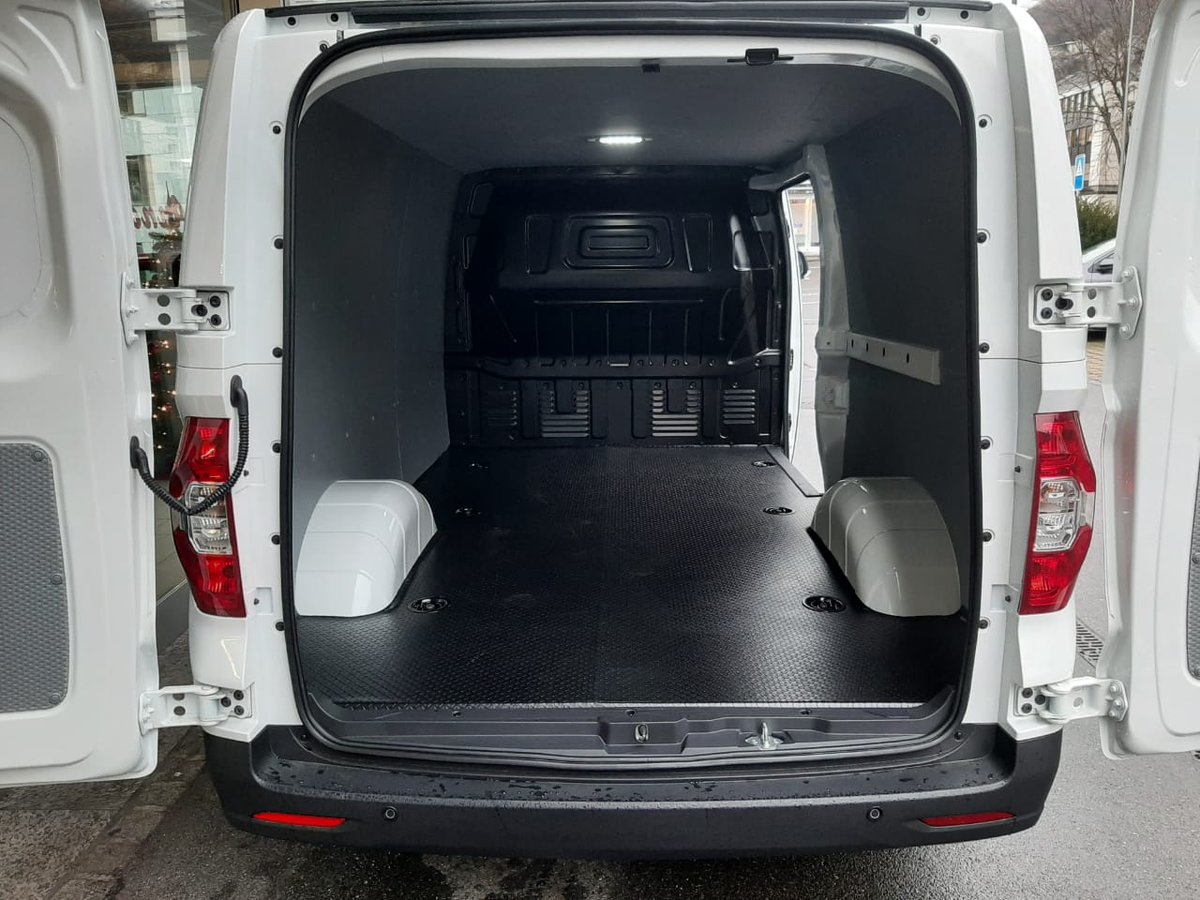 MAXUS eDeliver 3 Kaw. Lang E-Motor 52.5kWh, Électrique, Occasion / Utilisé, Automatique - 7