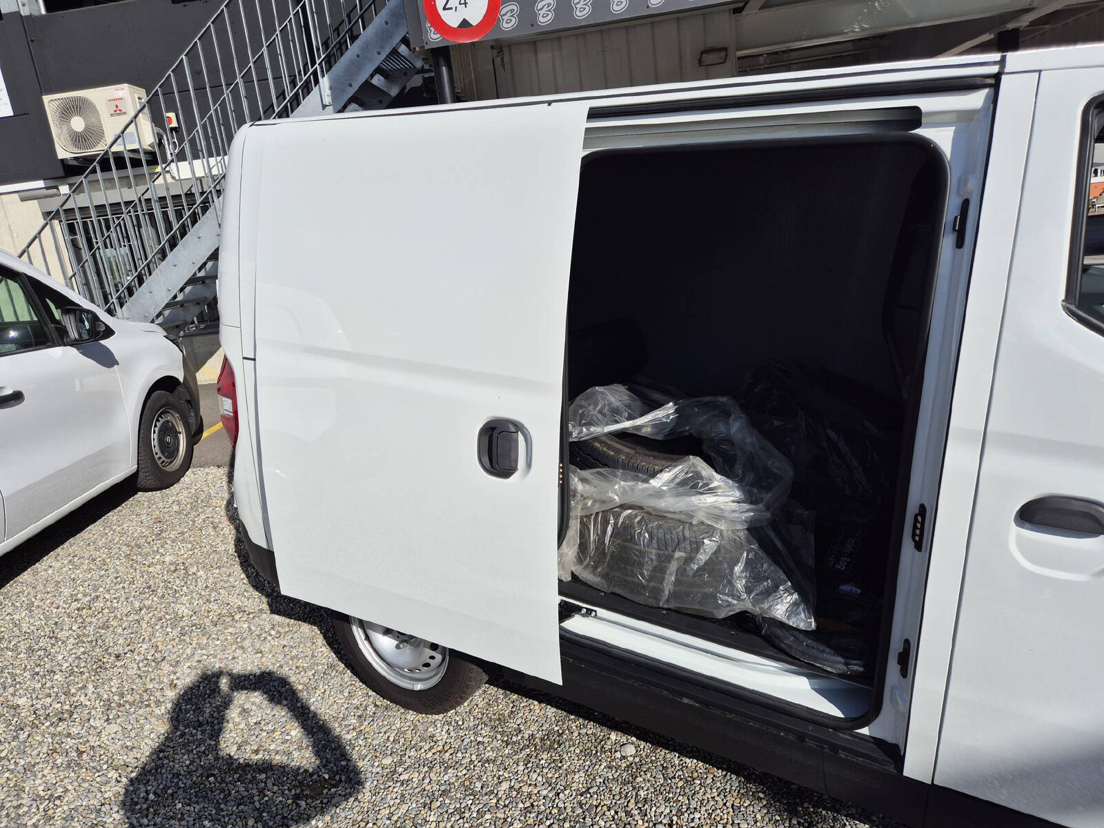 MAXUS eDeliver 3 Kaw E-Motor 50kWh, Elektro, Occasion / Gebraucht, Automatik - 7