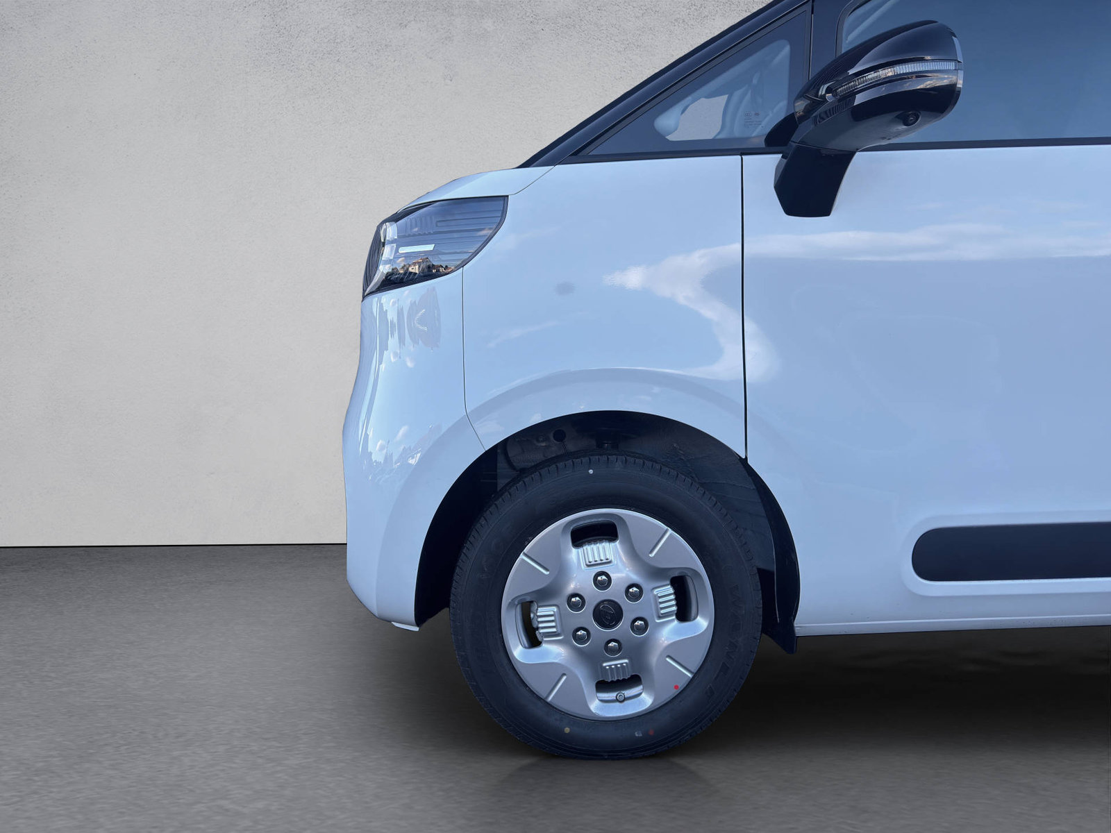 MAXUS eDeliver 5 Kaw. E-Motor 64kWh, Electric, New car, Automatic - 3
