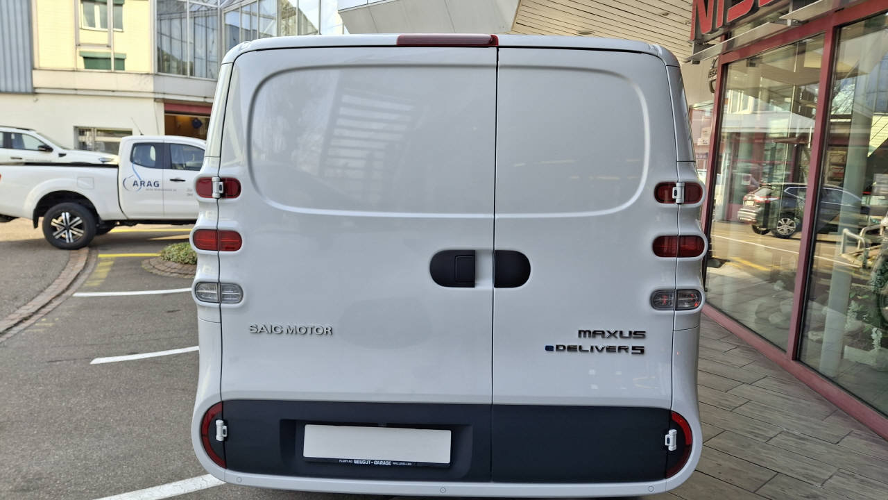 MAXUS eDeliver 5 Kaw. E-Motor 64kWh, Elettrica, Auto nuove, Automatico - 5