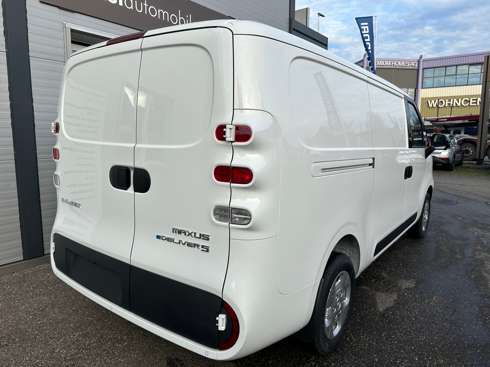 MAXUS eDeliver 5 L1 64kWh, Electric, New car, Automatic - 4
