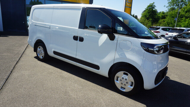 MAXUS eDeliver 5 L1 64kWh, New car, Automatic - 4