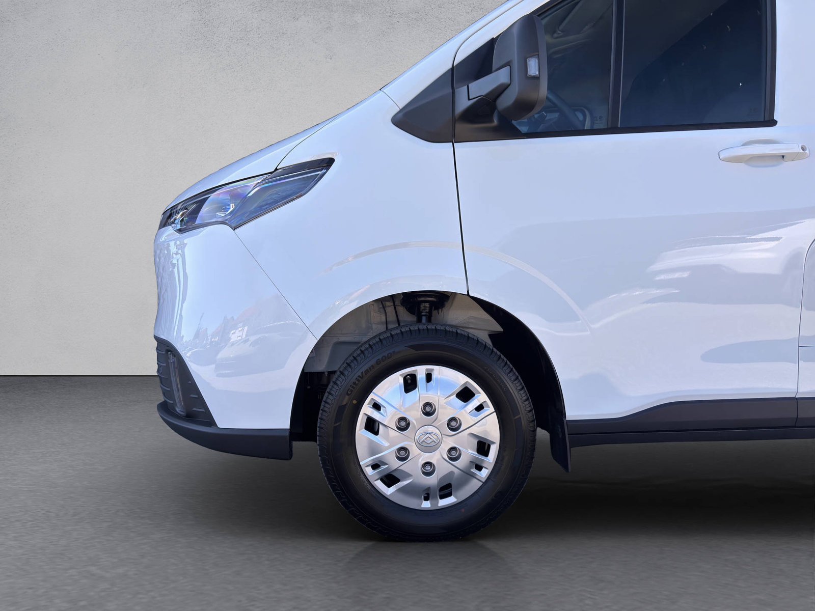 MAXUS eDeliver 7 Kaw. L1 E-Motor 88kWh, Electric, New car, Automatic - 3