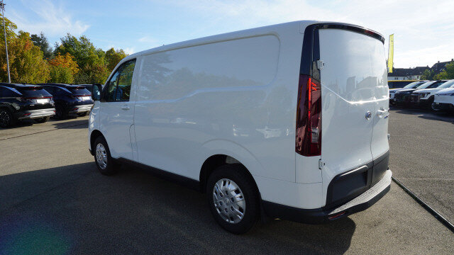 MAXUS eDeliver 7 L1 77kWh, Neuwagen, Automatik - 3