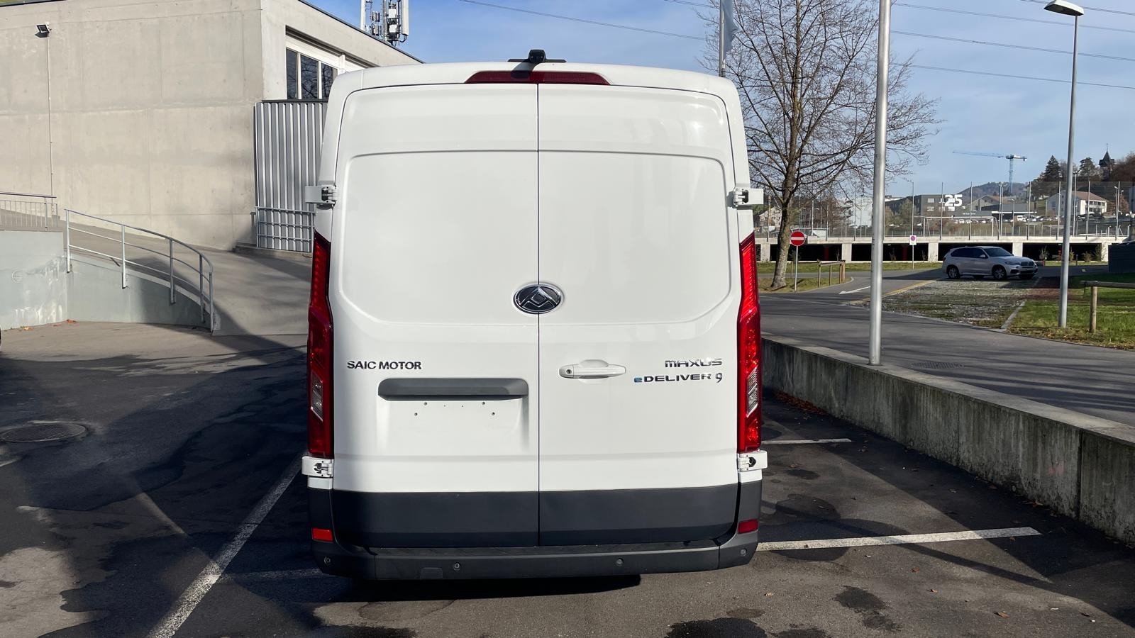 MAXUS eDeliver 9 L3H2 88.5kWh, Elektro, Neuwagen, Automatik - 7