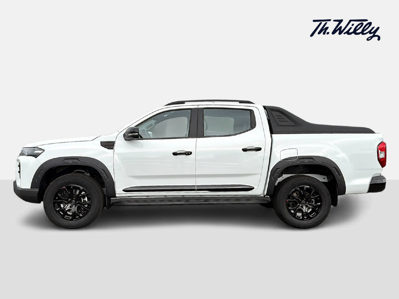 MAXUS T60 Max 2.0 TD Luxury, Diesel, Ex-demonstrator, Automatic - 2