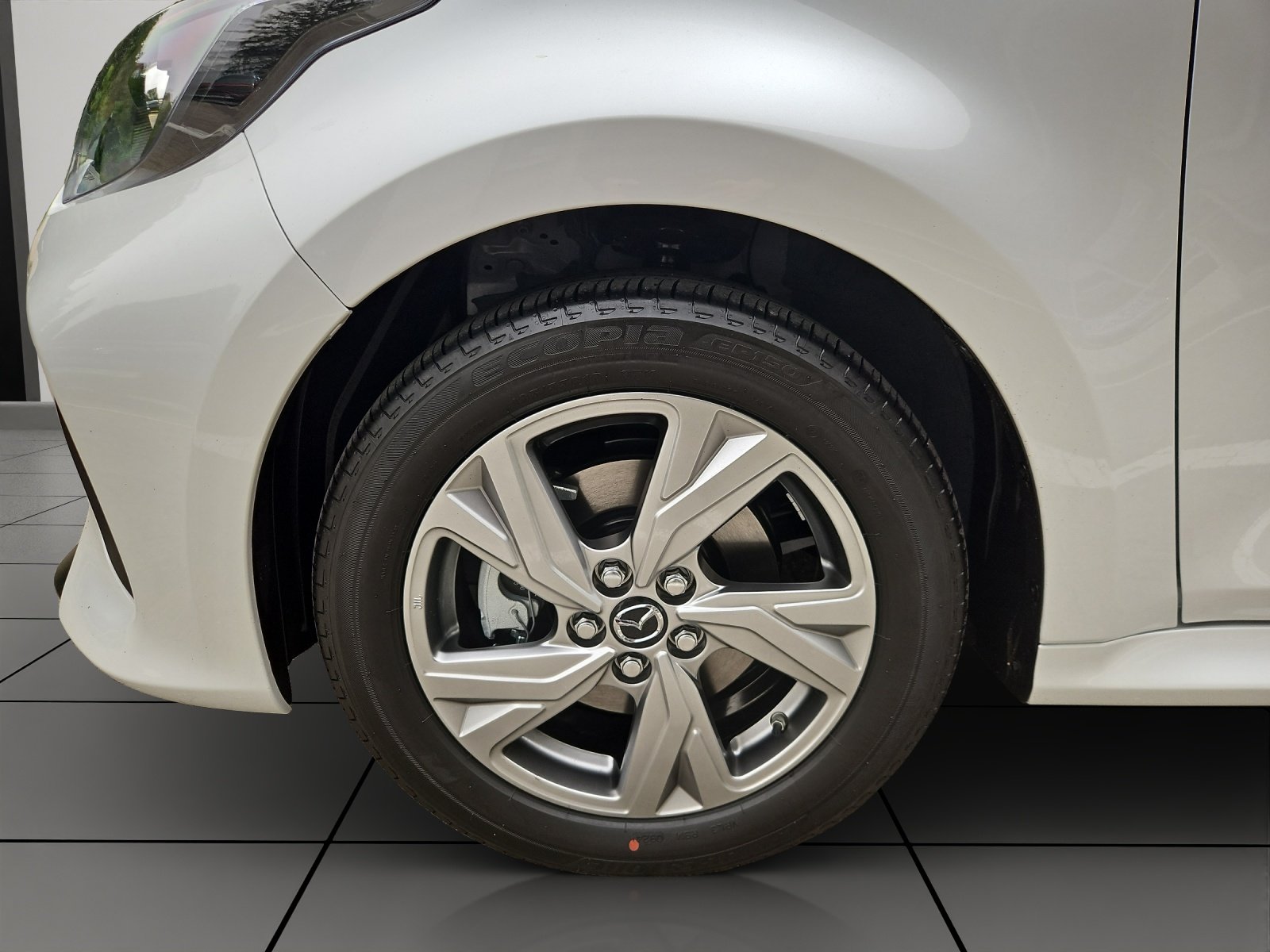 MAZDA 2 Hybrid Exclusive-line, Hybride Integrale Benzina/Elettrica, Auto nuove, Automatico - 5