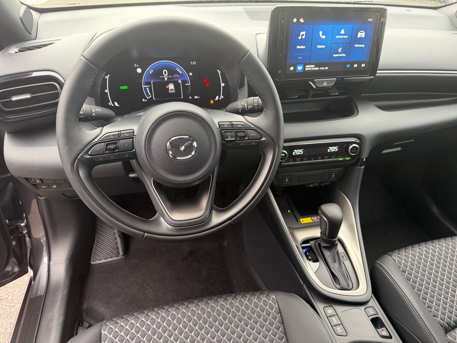 MAZDA 2 Hybrid Homura, Voll-Hybrid Benzin/Elektro, Neuwagen, Automatik - 7