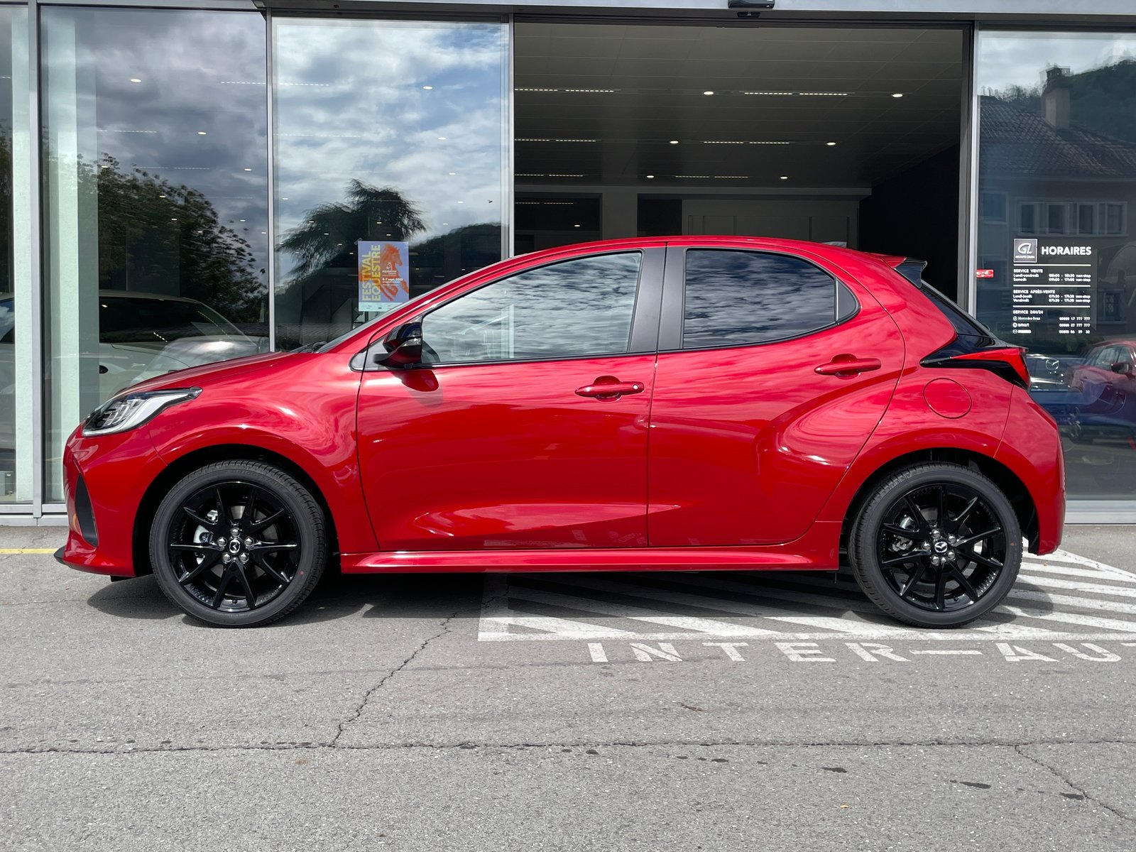 MAZDA 2 Hybrid Homura Plus, Hybride Intégral Essence/Électricité, Voiture nouvelle, Automatique - 3