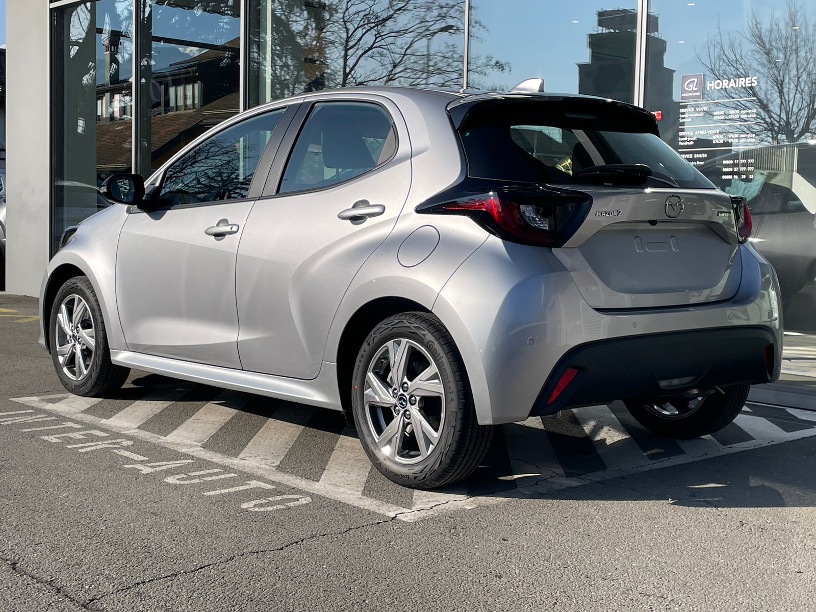 MAZDA 2 Hybrid Exclusive-line, Hybride Intégral Essence/Électricité, Voiture nouvelle, Automatique - 4