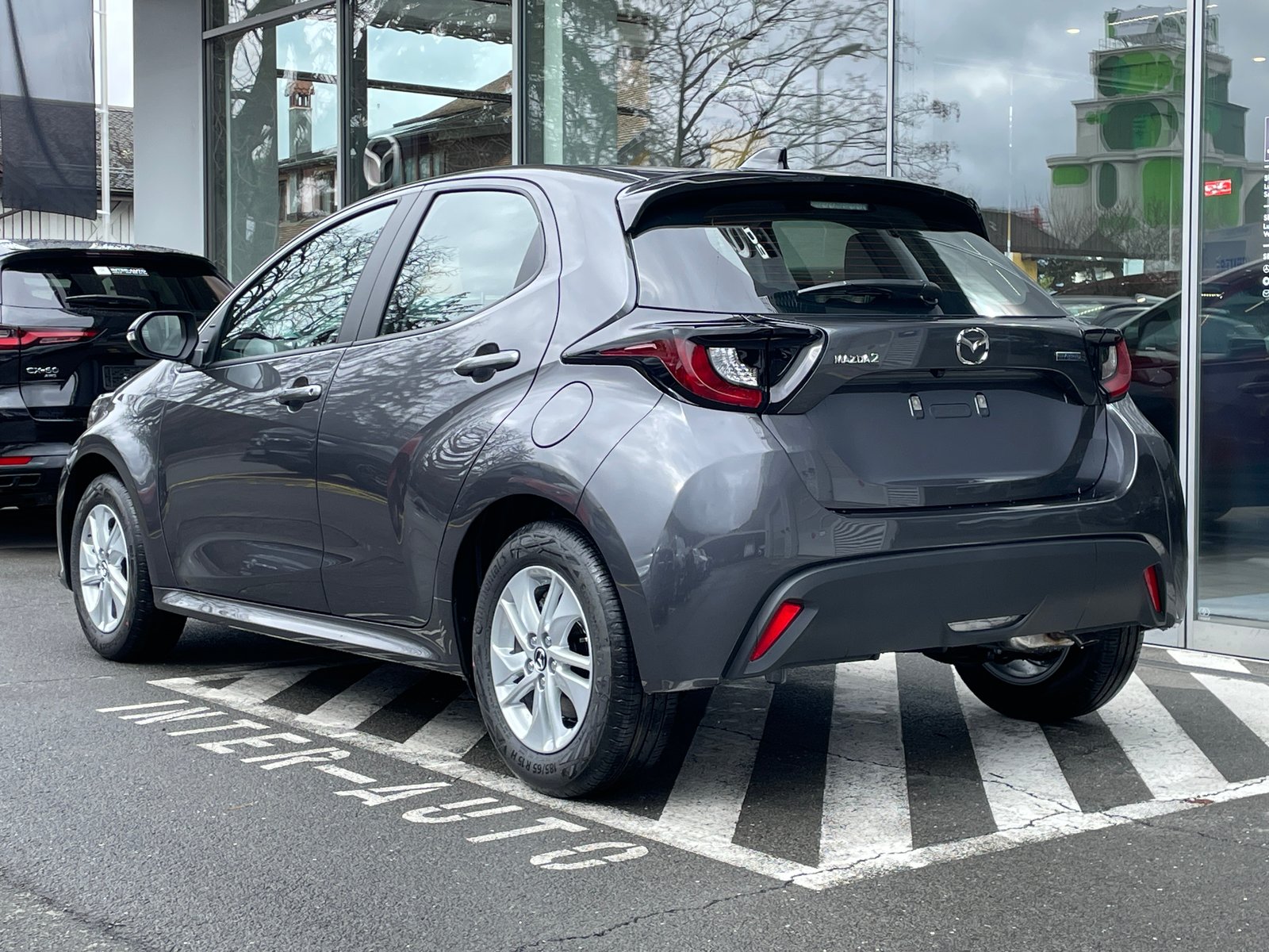 MAZDA 2 Hybrid Centre-line, Voll-Hybrid Benzin/Elektro, Neuwagen, Automatik - 4