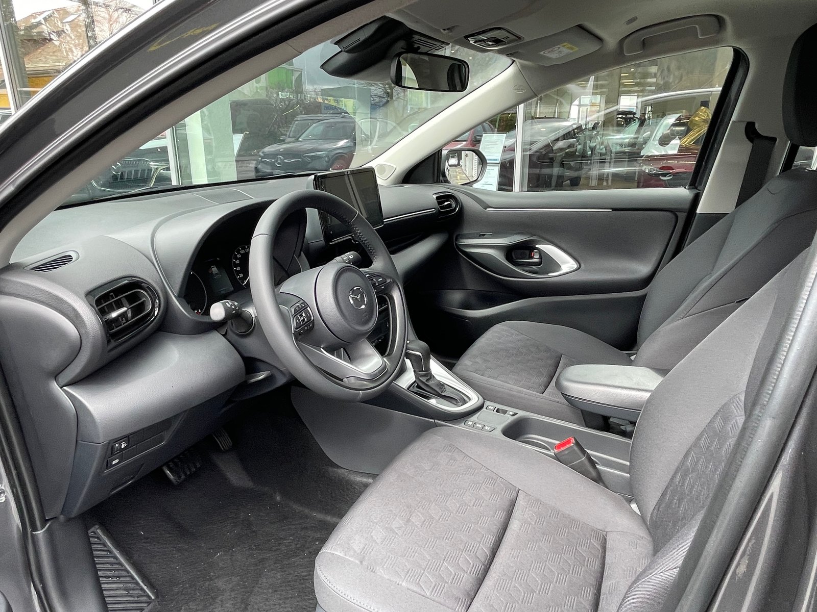 MAZDA 2 Hybrid Centre-line, Voll-Hybrid Benzin/Elektro, Neuwagen, Automatik - 7