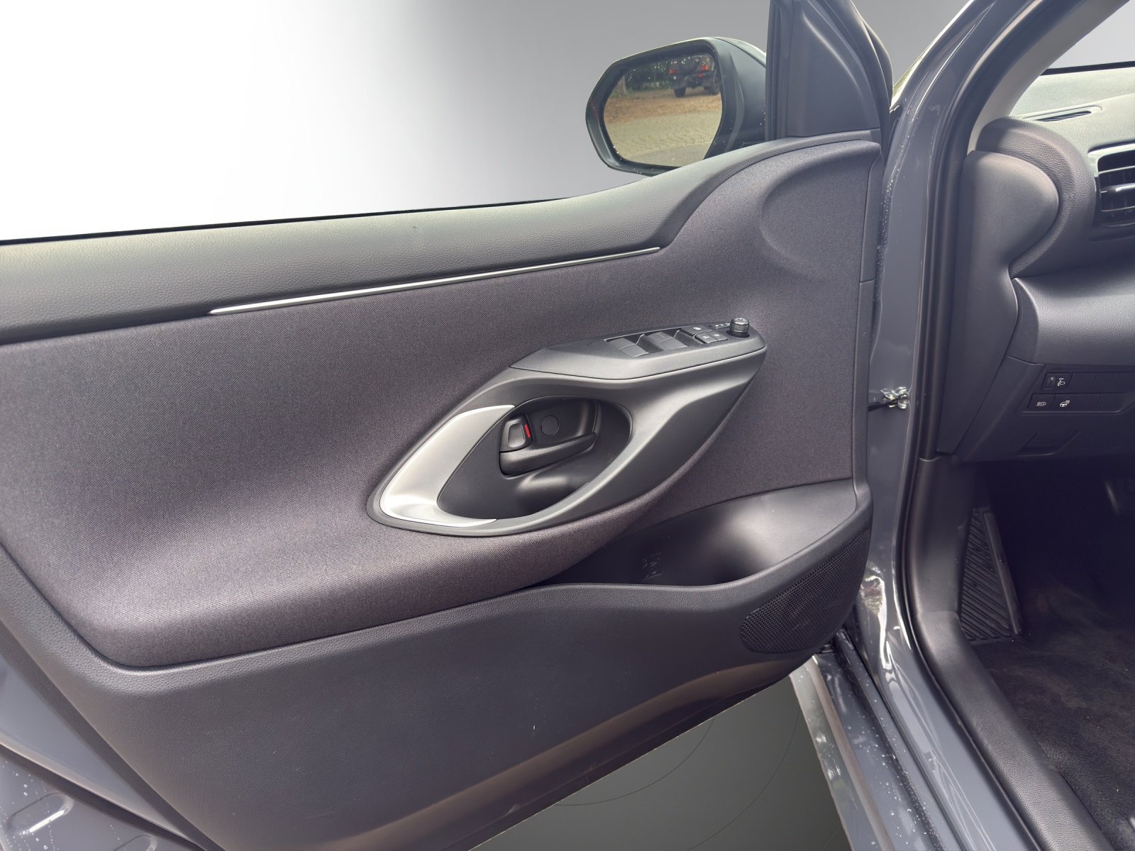 MAZDA 2 Hybrid Exclusive-line, Hybride Intégral Essence/Électricité, Voiture nouvelle, Automatique - 7