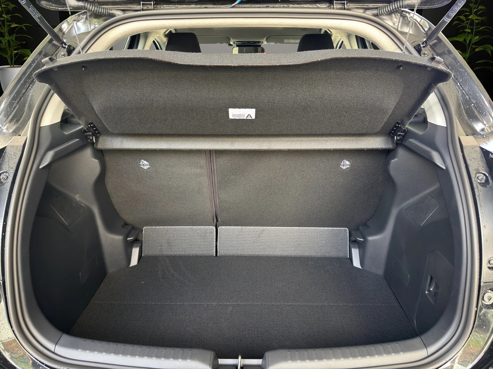 MAZDA 2 Hybrid Exclusive-line, Hybride Intégral Essence/Électricité, Voiture nouvelle, Automatique - 7
