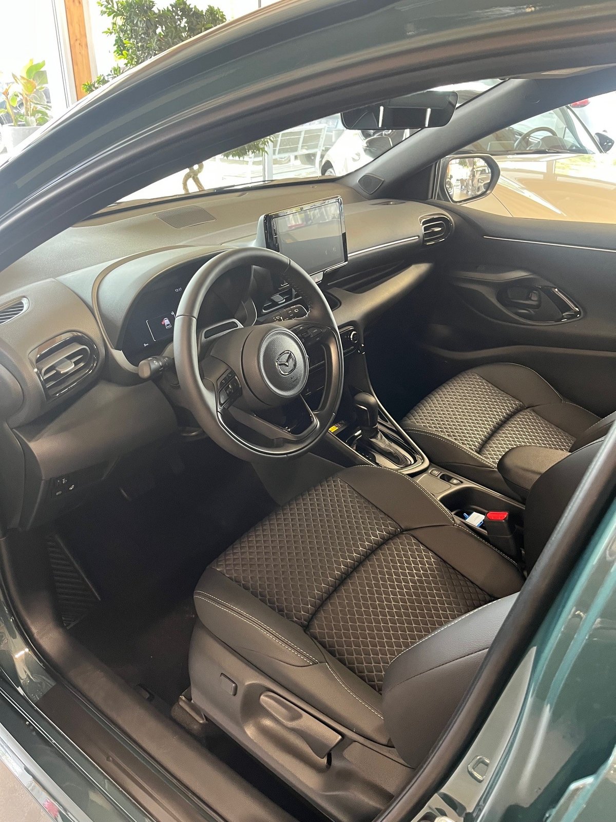 MAZDA 2 Hybrid Homura, Hybride Intégral Essence/Électricité, Voiture nouvelle, Automatique - 7