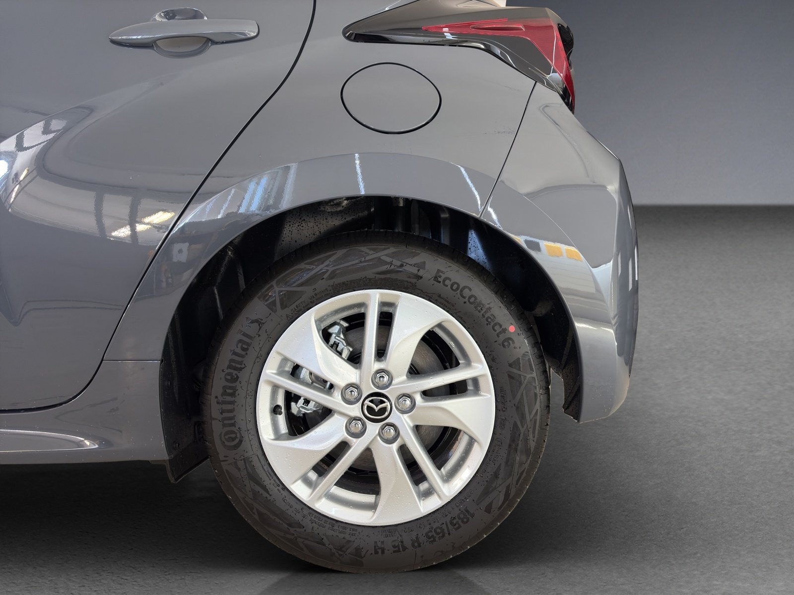 MAZDA 2 Hybrid Centre-line, Hybride Integrale Benzina/Elettrica, Auto nuove, Automatico - 6