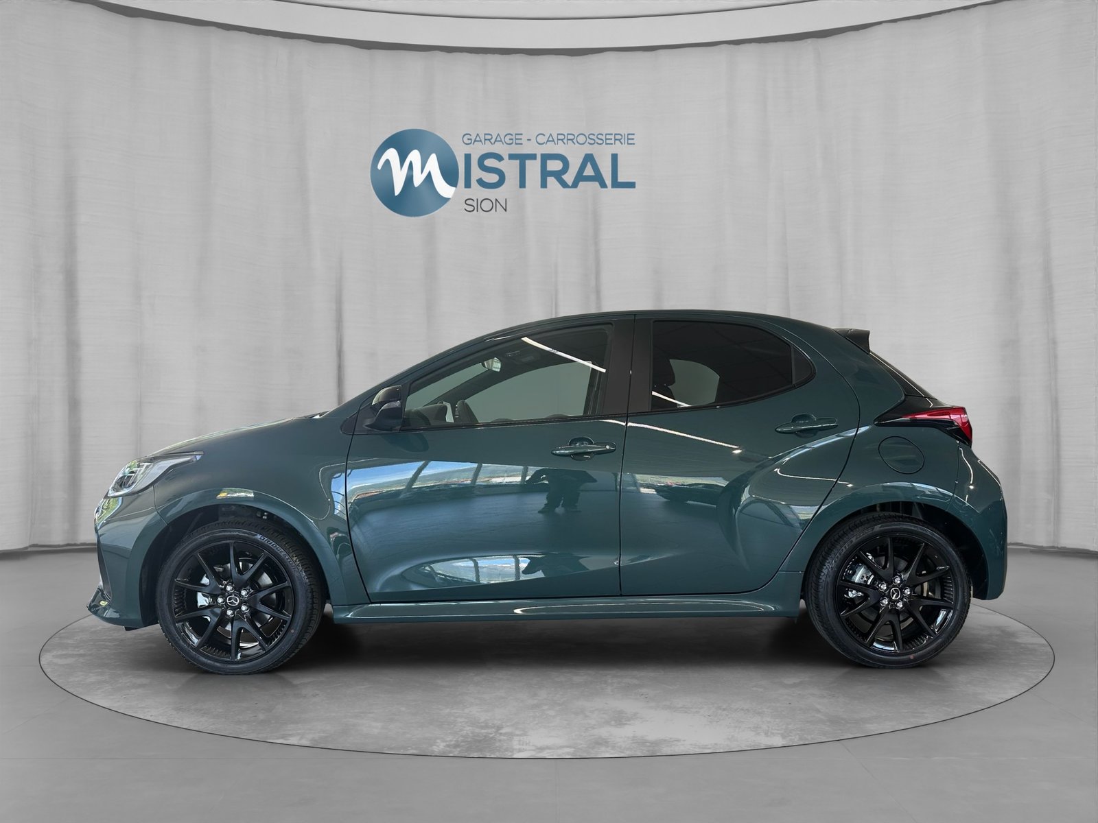 MAZDA 2 Hybrid Homura, Voll-Hybrid Benzin/Elektro, Neuwagen, Automatik - 2