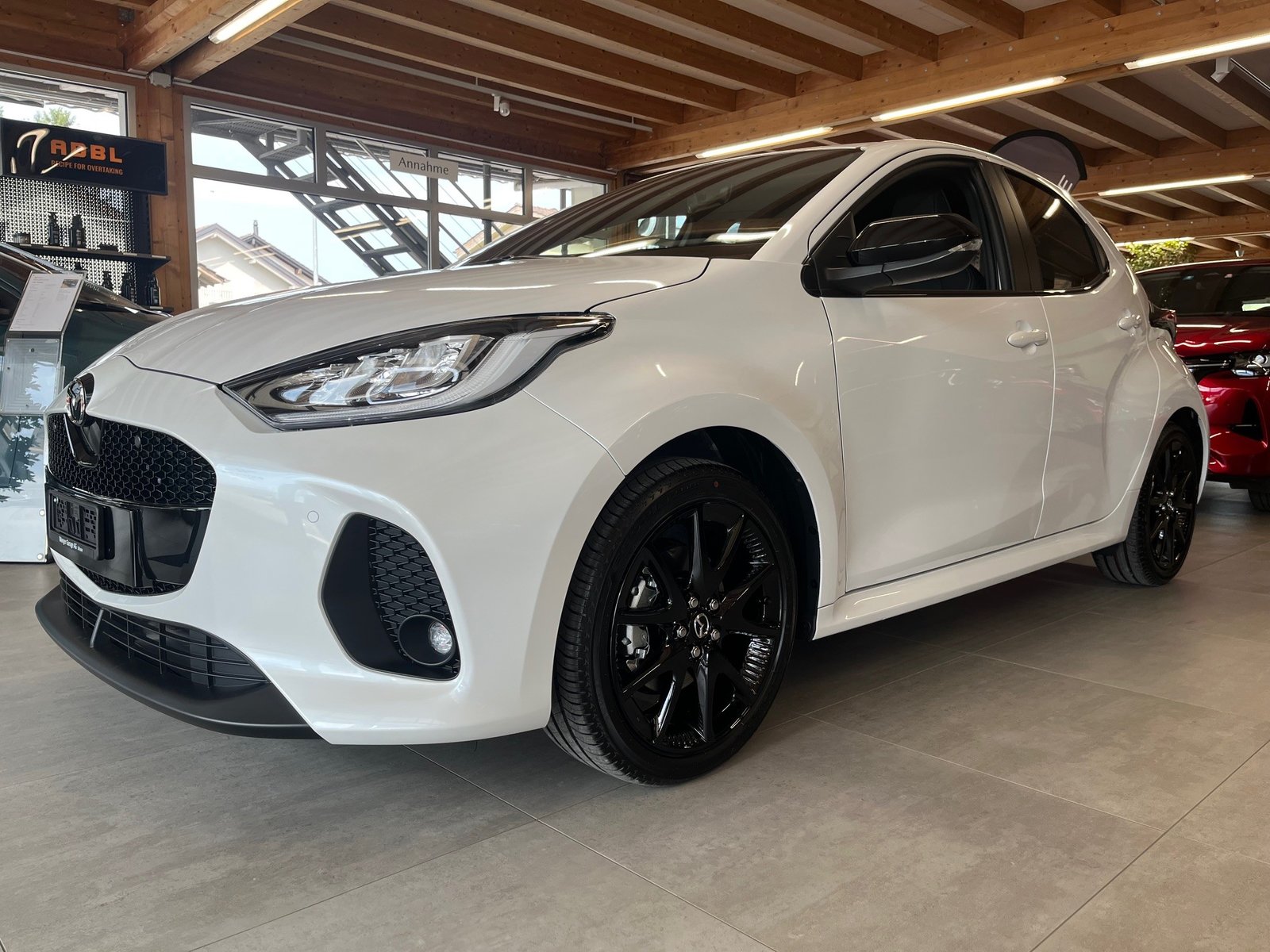 MAZDA 2 Hybrid Homura, Voll-Hybrid Benzin/Elektro, Neuwagen, Automatik - 3