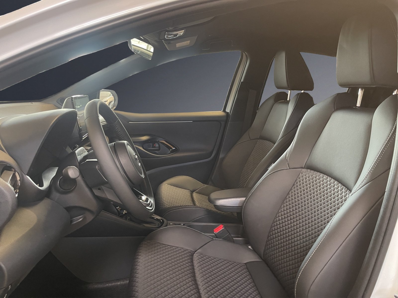 MAZDA 2 Hybrid Homura, Full-Hybrid Petrol/Electric, New car, Automatic - 7