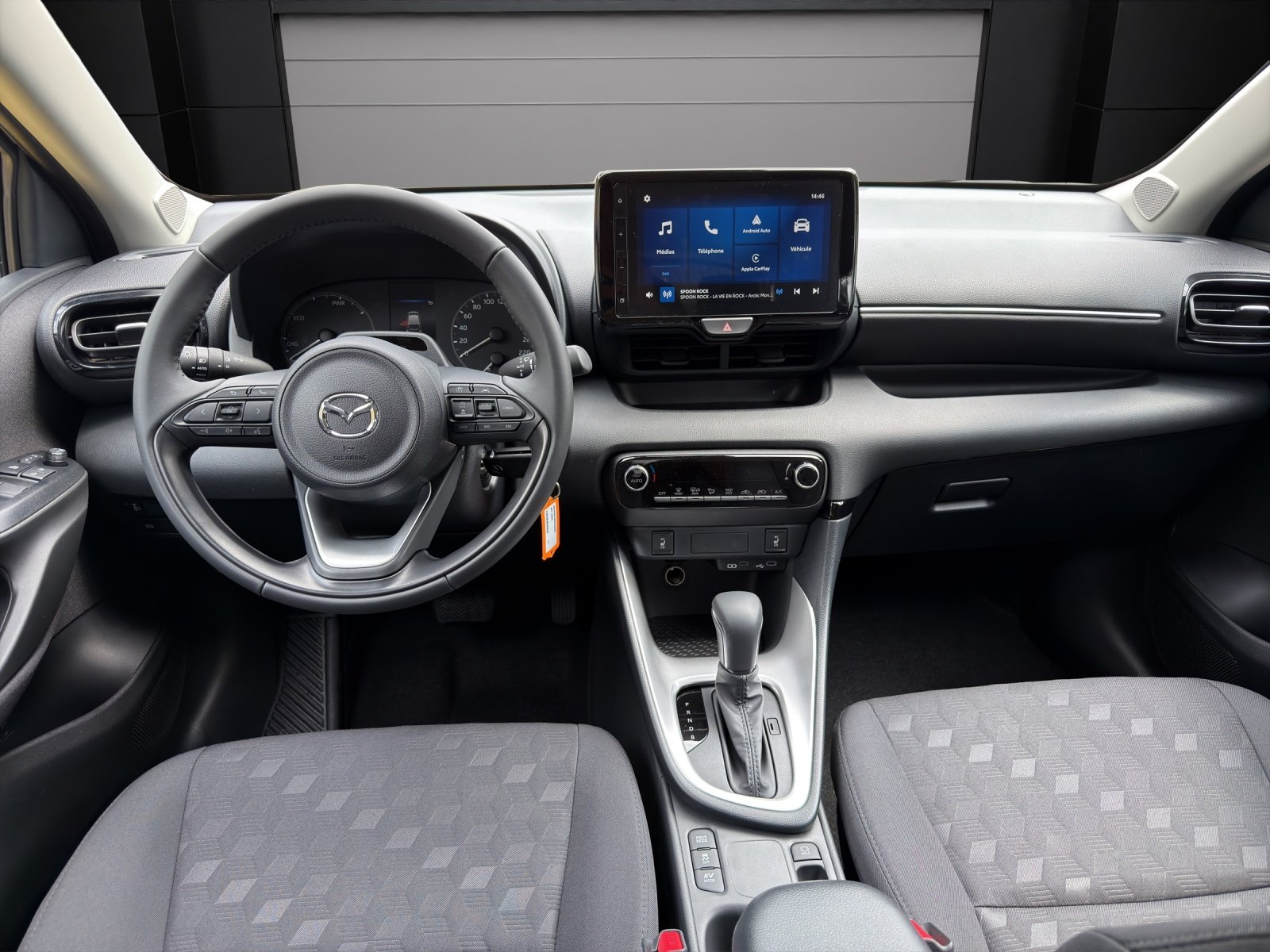 MAZDA 2 Hybrid Centre-line, Hybride Intégral Essence/Électricité, Voiture nouvelle, Automatique - 7