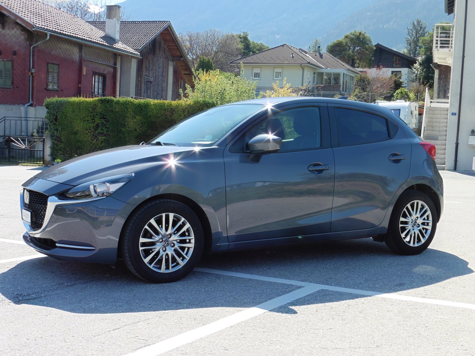 MAZDA 2 SKYACTIV-G 90 Mild Hybrid Revolution, Mild-Hybrid Benzin/Elektro, Occasion / Gebraucht, Handschaltung - 4