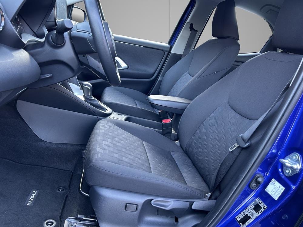 MAZDA 2 Hybrid Exclusive-line, Voll-Hybrid Benzin/Elektro, Occasion / Gebraucht, Automat - 7