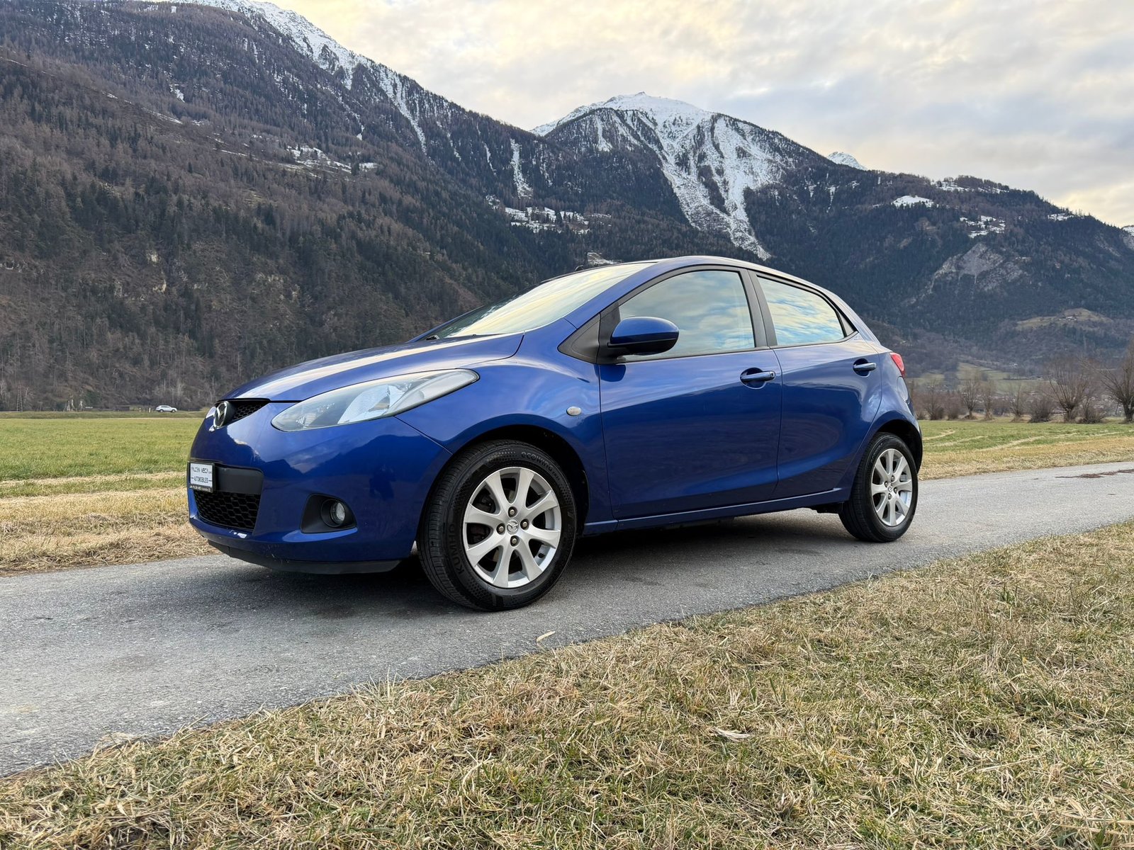 MAZDA 2 1.3i 16V Exclusive, Essence, Occasion / Utilisé, Manuelle - 3
