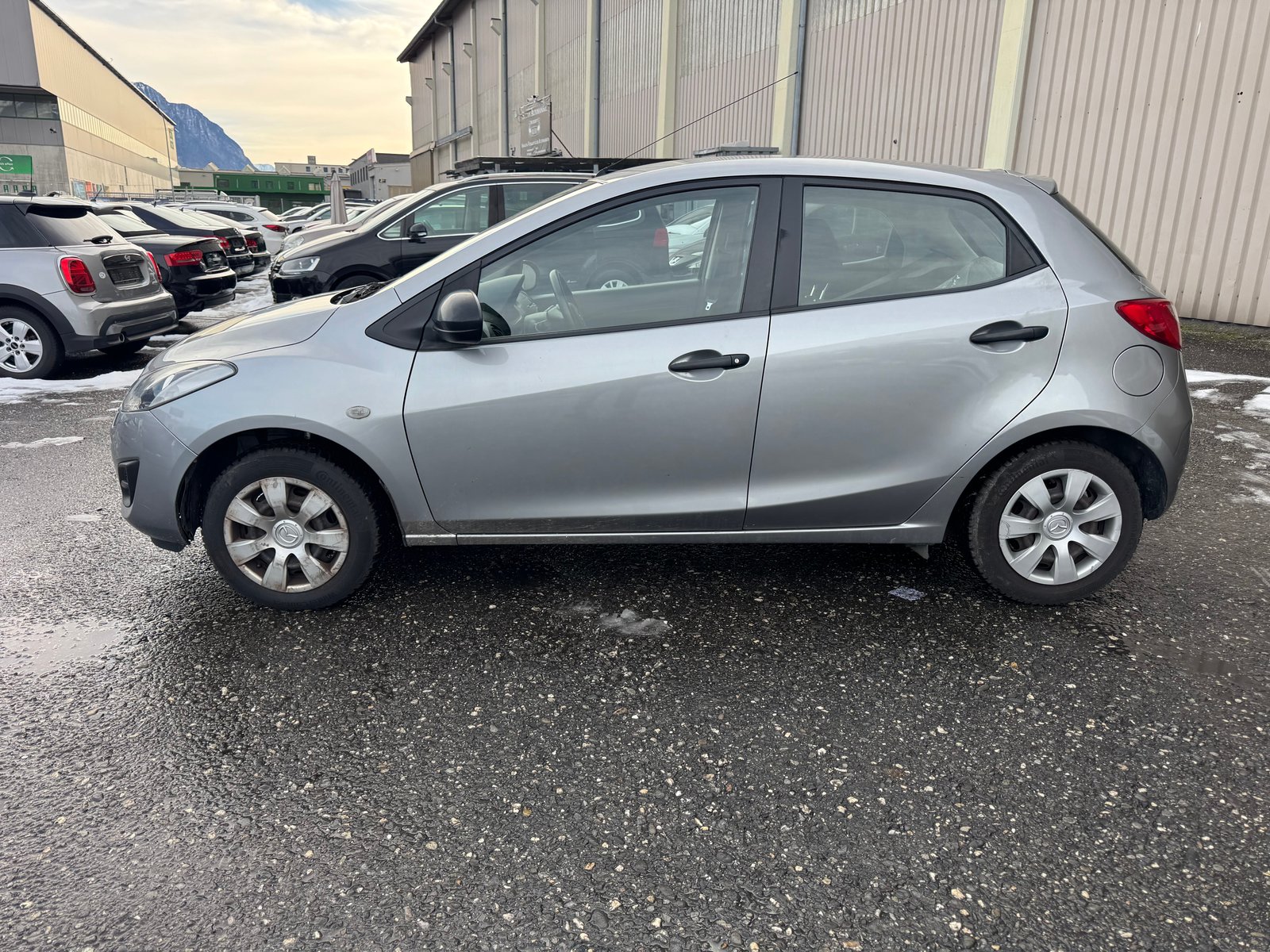 MAZDA 2 1.3i 16V Confort, Benzin, Occasion / Gebraucht, Handschaltung - 4