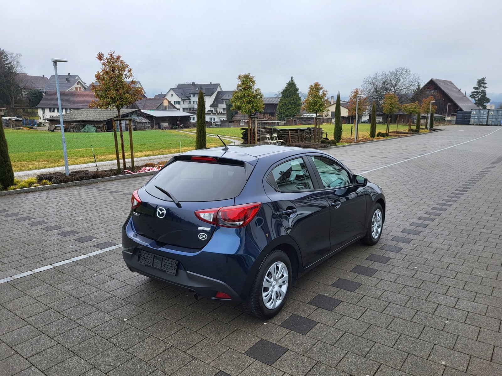 MAZDA 2 1.5i 16V Skyactiv-G Ambition, Petrol, Second hand / Used, Manual - 2