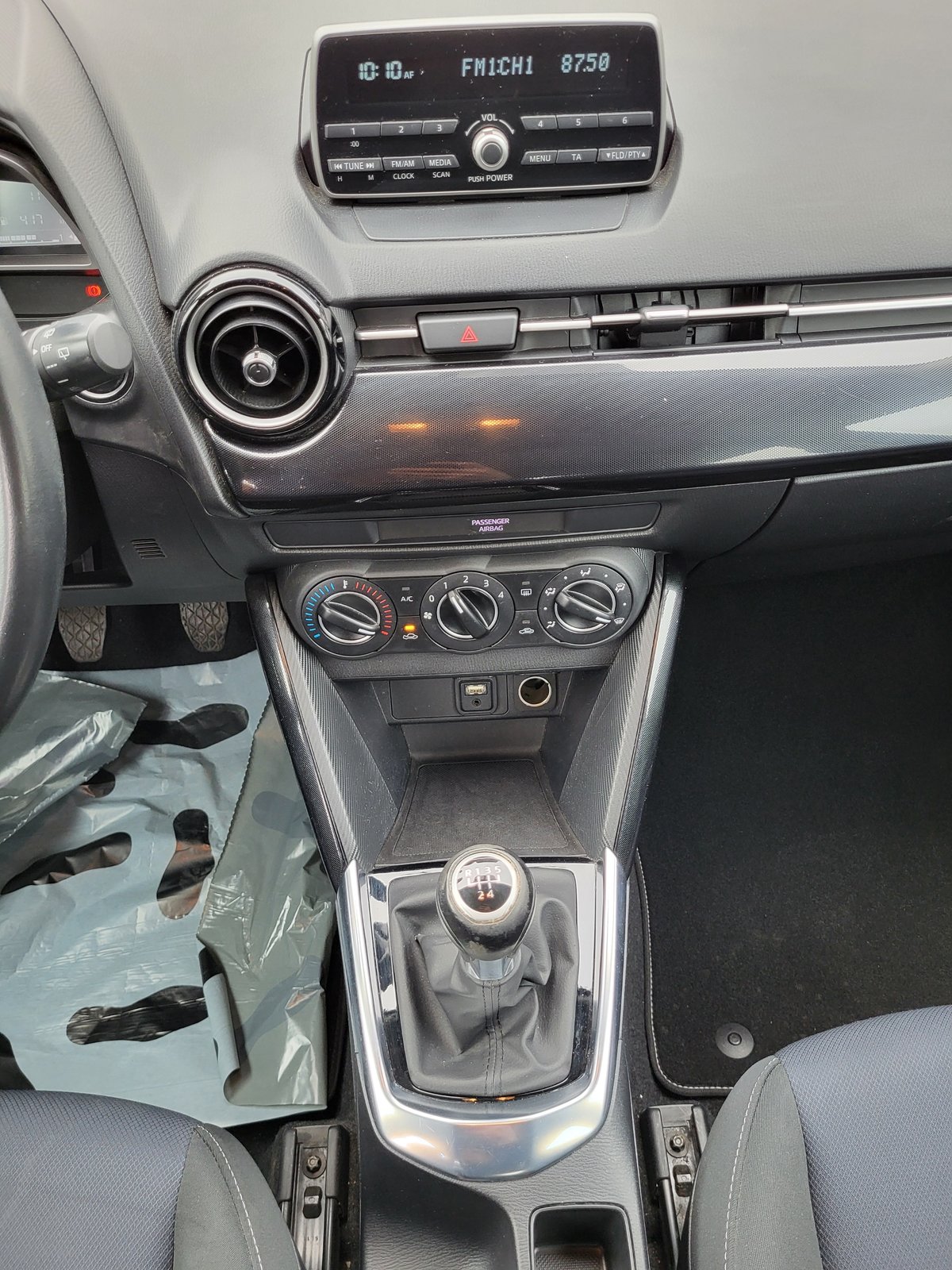 MAZDA 2 1.5i 16V Skyactiv-G Ambition, Petrol, Second hand / Used, Manual - 7