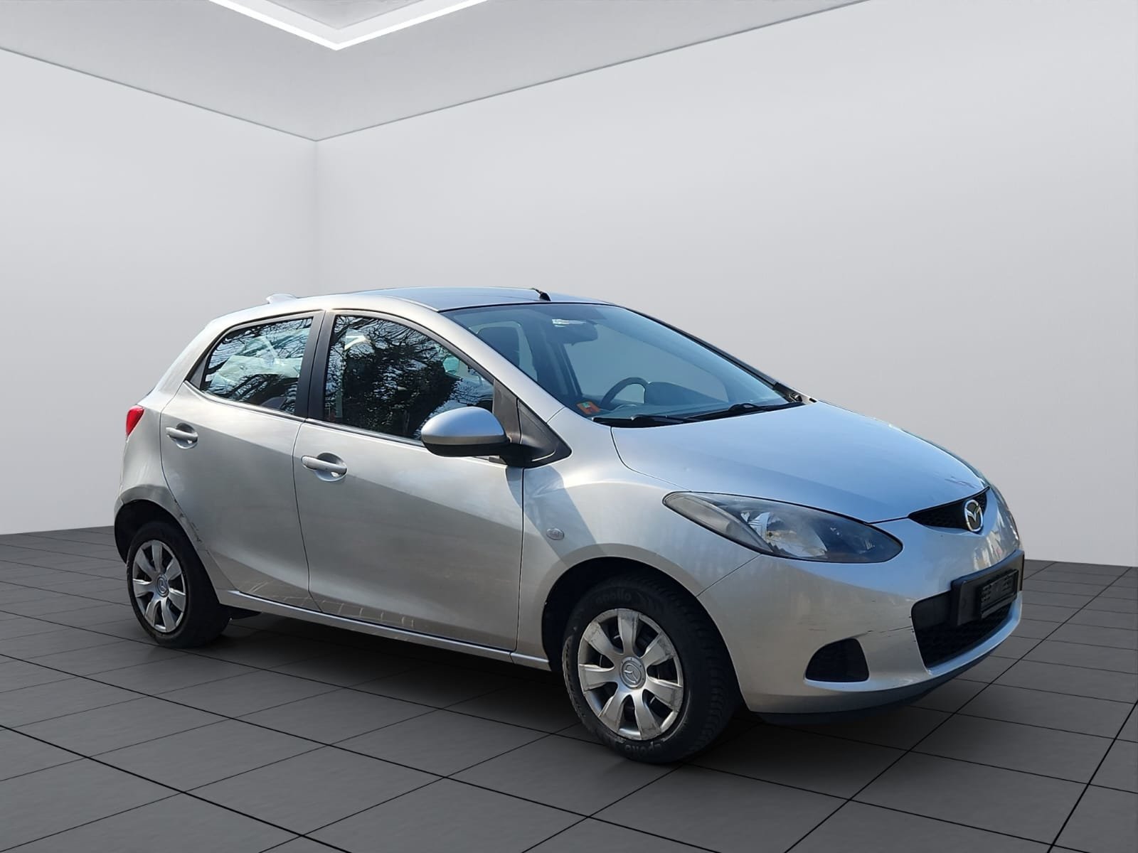 MAZDA 2 1.3i 16V Exclusive, Petrol, Second hand / Used, Manual - 3