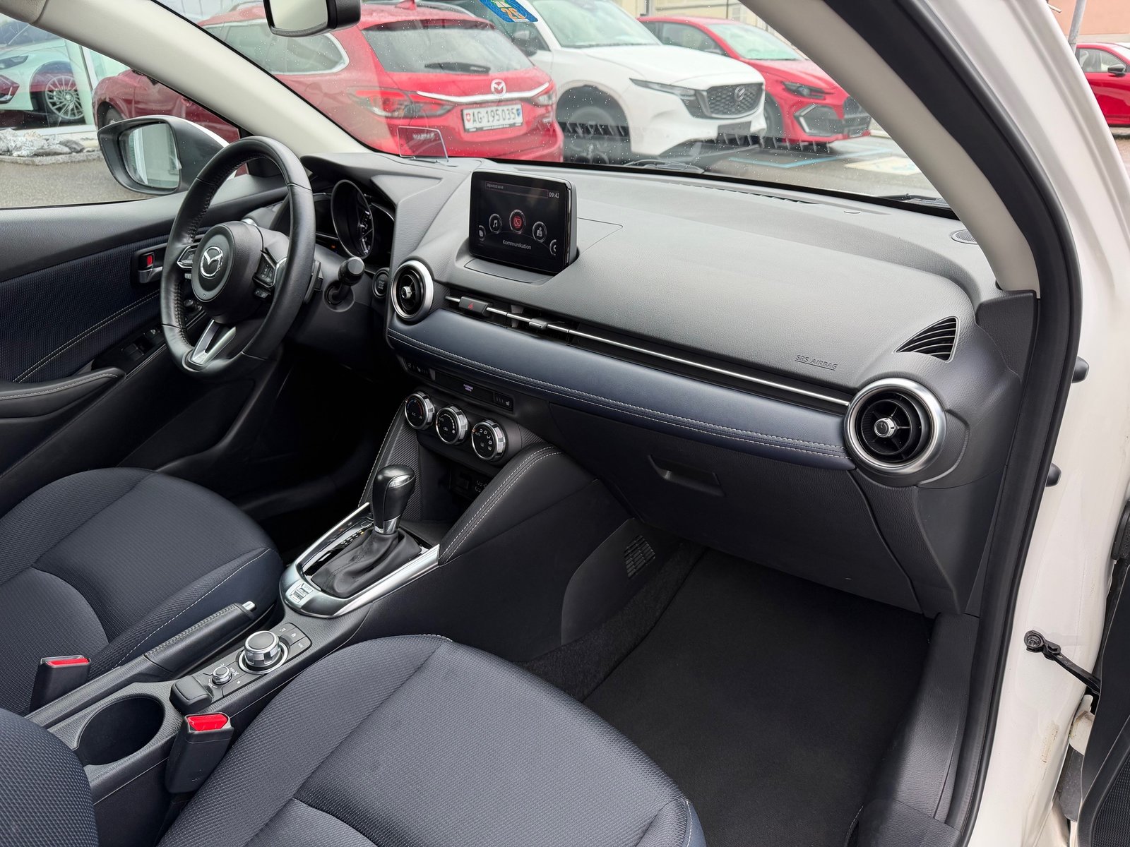 MAZDA 2 SKYACTIV-G 90 Revolution Automat, Essence, Occasion / Utilisé, Automatique - 6
