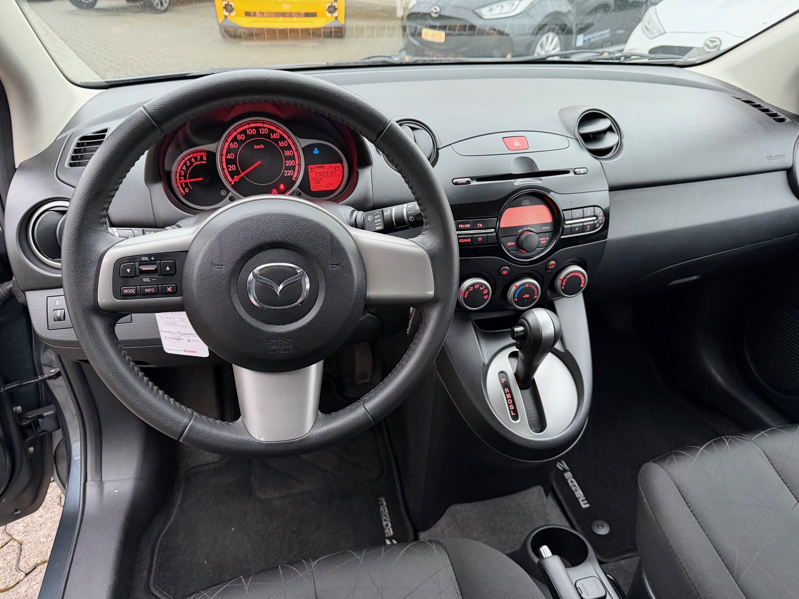 MAZDA 2 1.5i 16V Exclusive Automatic, Petrol, Second hand / Used, Automatic - 7