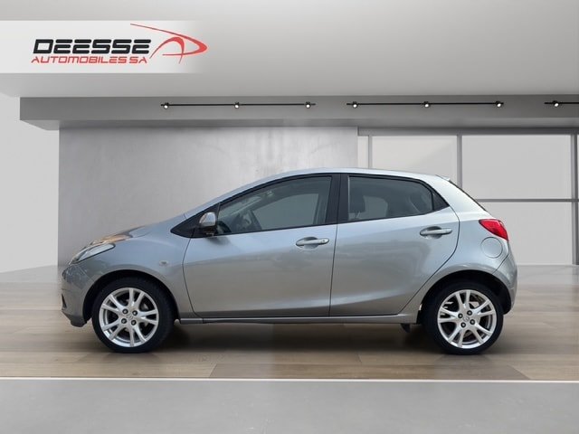 MAZDA 2 1.5i 16V Exclusive Automatic, Petrol, Second hand / Used, Automatic - 5
