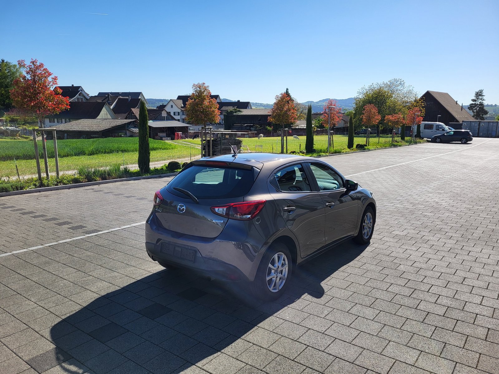 MAZDA 2 1.5i 16V Skyactiv-G Ambition, Petrol, Second hand / Used, Manual - 2