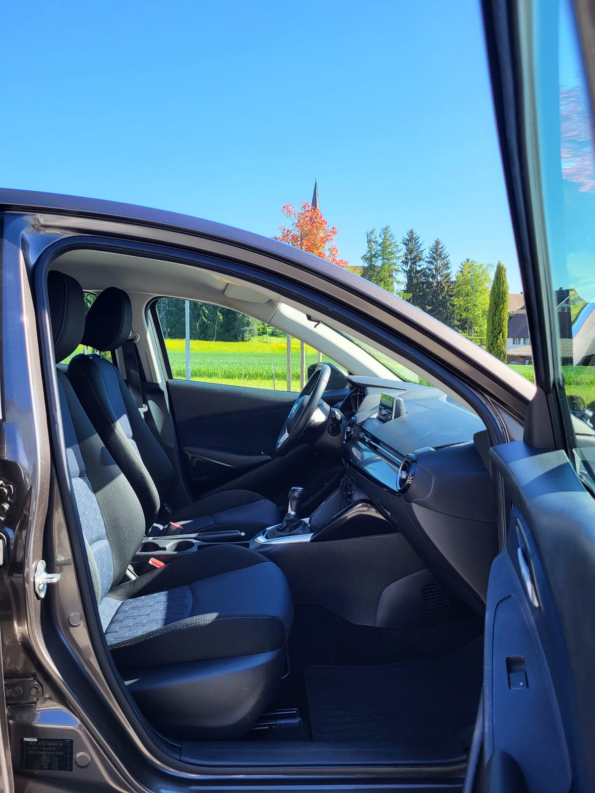 MAZDA 2 1.5i 16V Skyactiv-G Ambition, Petrol, Second hand / Used, Manual - 5
