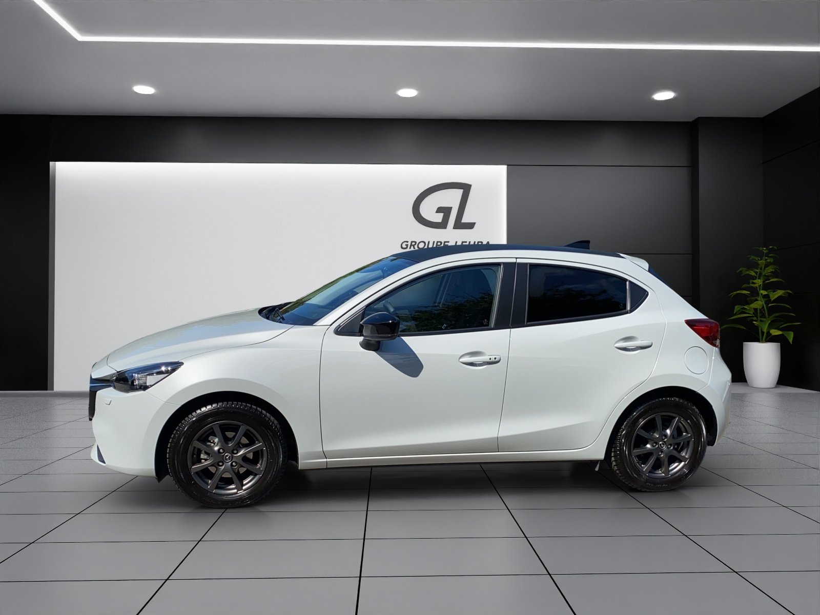 MAZDA 2 SKYACTIV-G 90 Homura Aka Automat, Benzin, Occasion / Gebraucht, Automatik - 3
