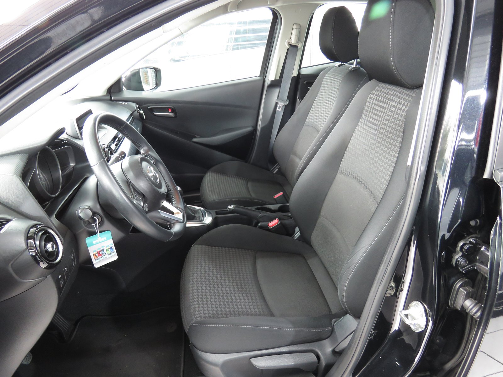 MAZDA 2 SKYACTIV-G 90 Ambition, Essence, Occasion / Utilisé, Manuelle - 7