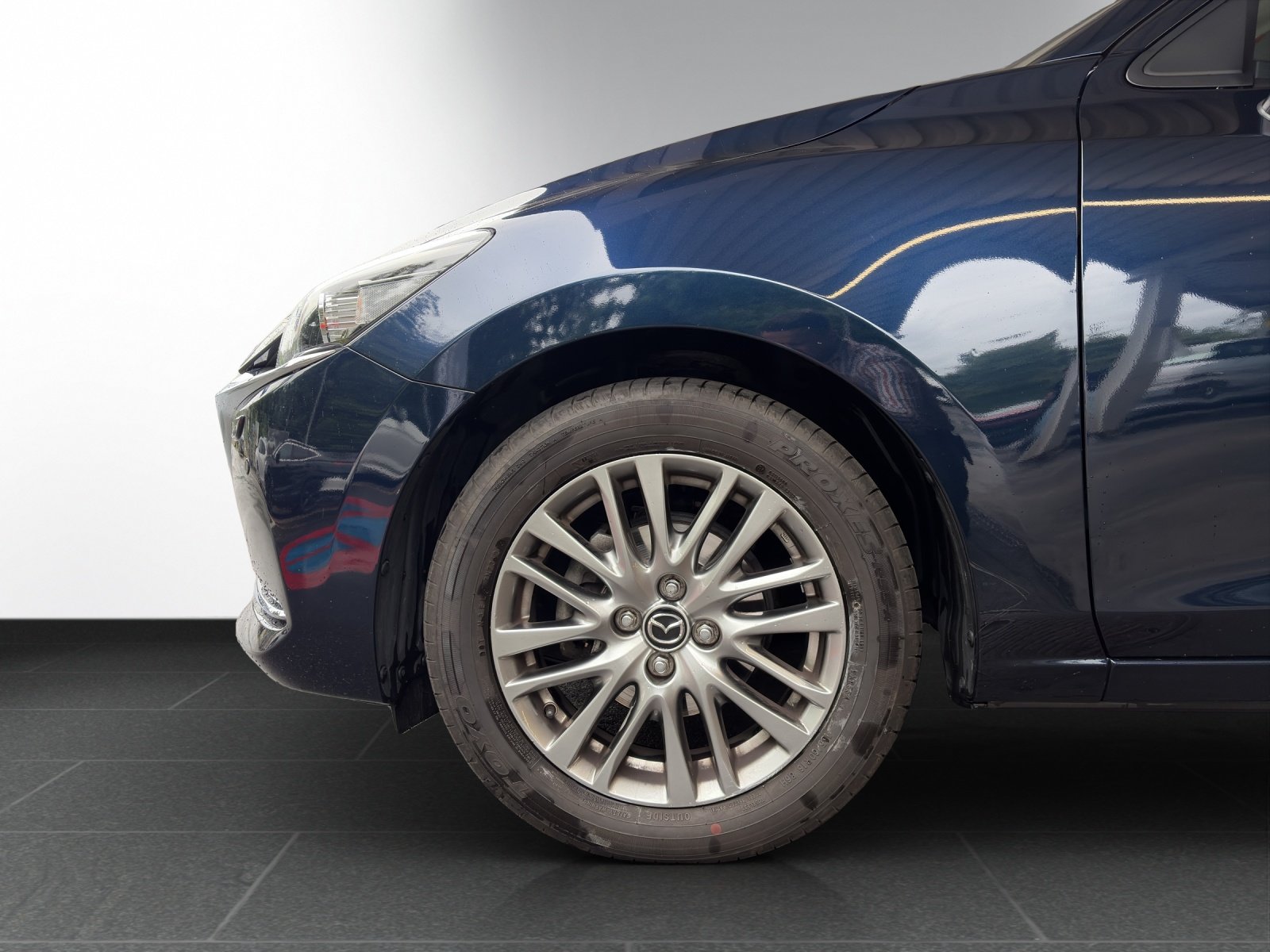 MAZDA 2 G 90 MHD Revolution, Mild-Hybrid Benzin/Elektro, Occasion / Gebraucht, Handschaltung - 4