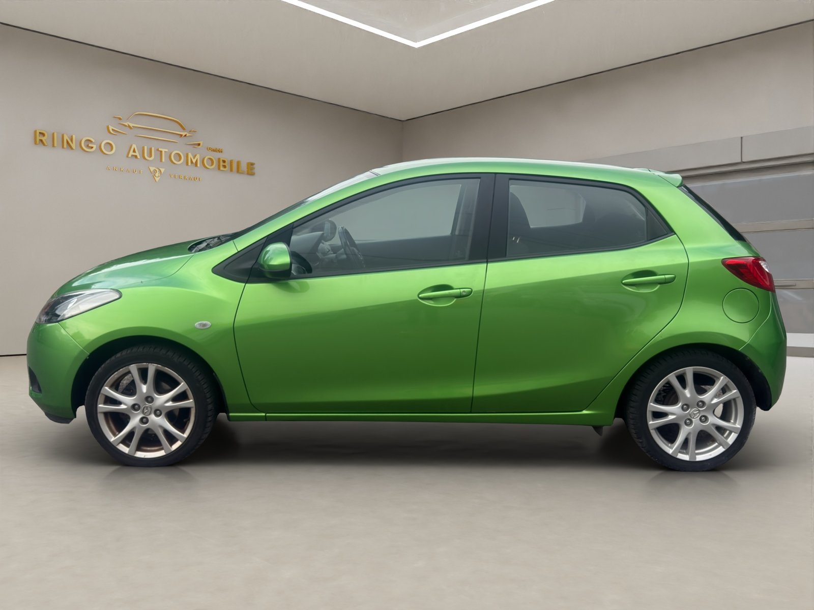 MAZDA 2 1.3i 16V Exclusive, Essence, Occasion / Utilisé, Manuelle - 4
