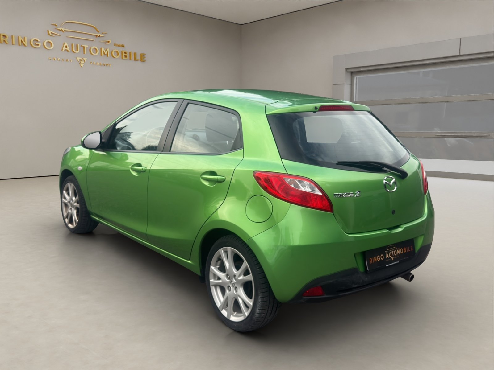 MAZDA 2 1.3i 16V Exclusive, Essence, Occasion / Utilisé, Manuelle - 5
