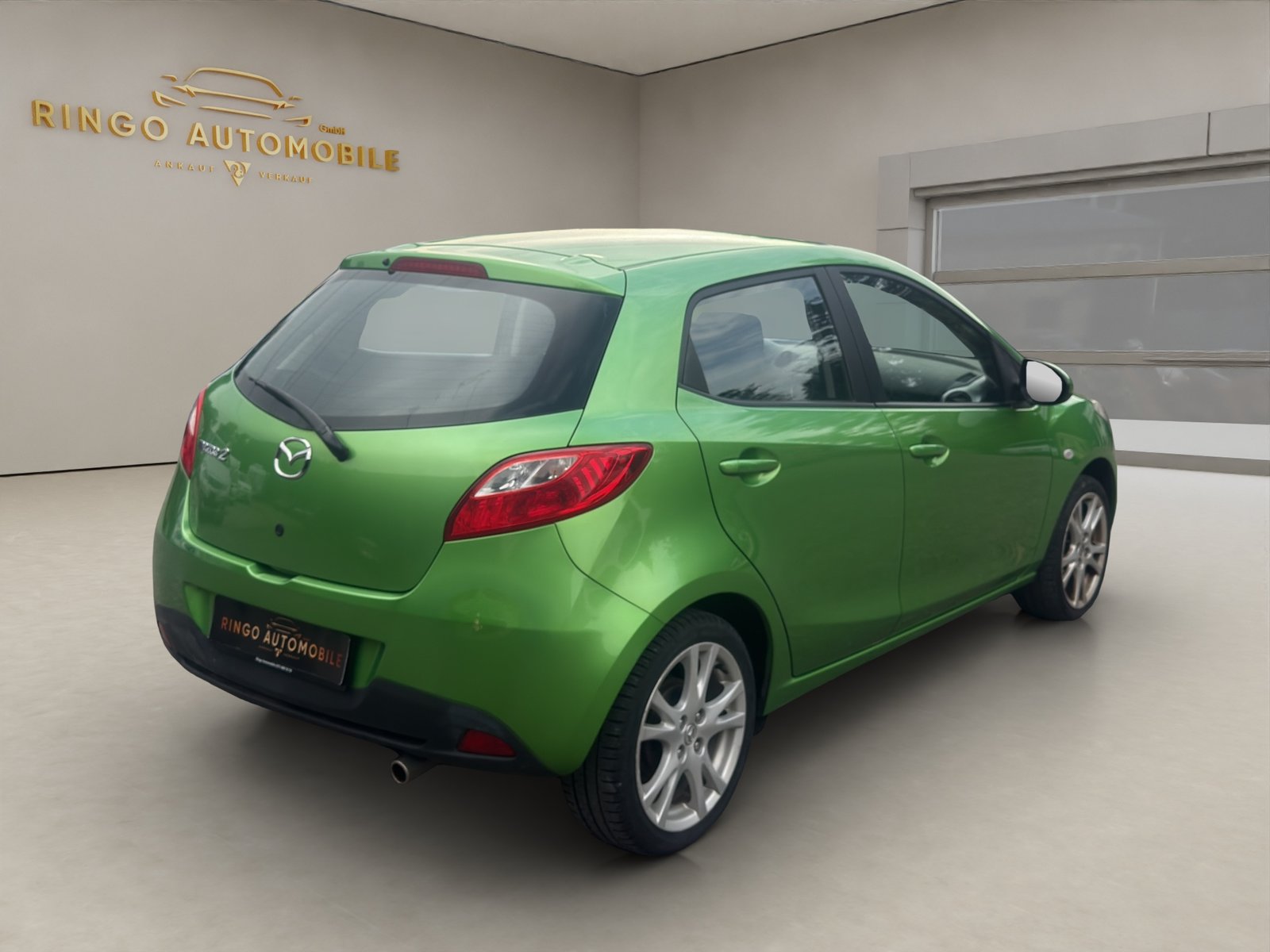 MAZDA 2 1.3i 16V Exclusive, Essence, Occasion / Utilisé, Manuelle - 7