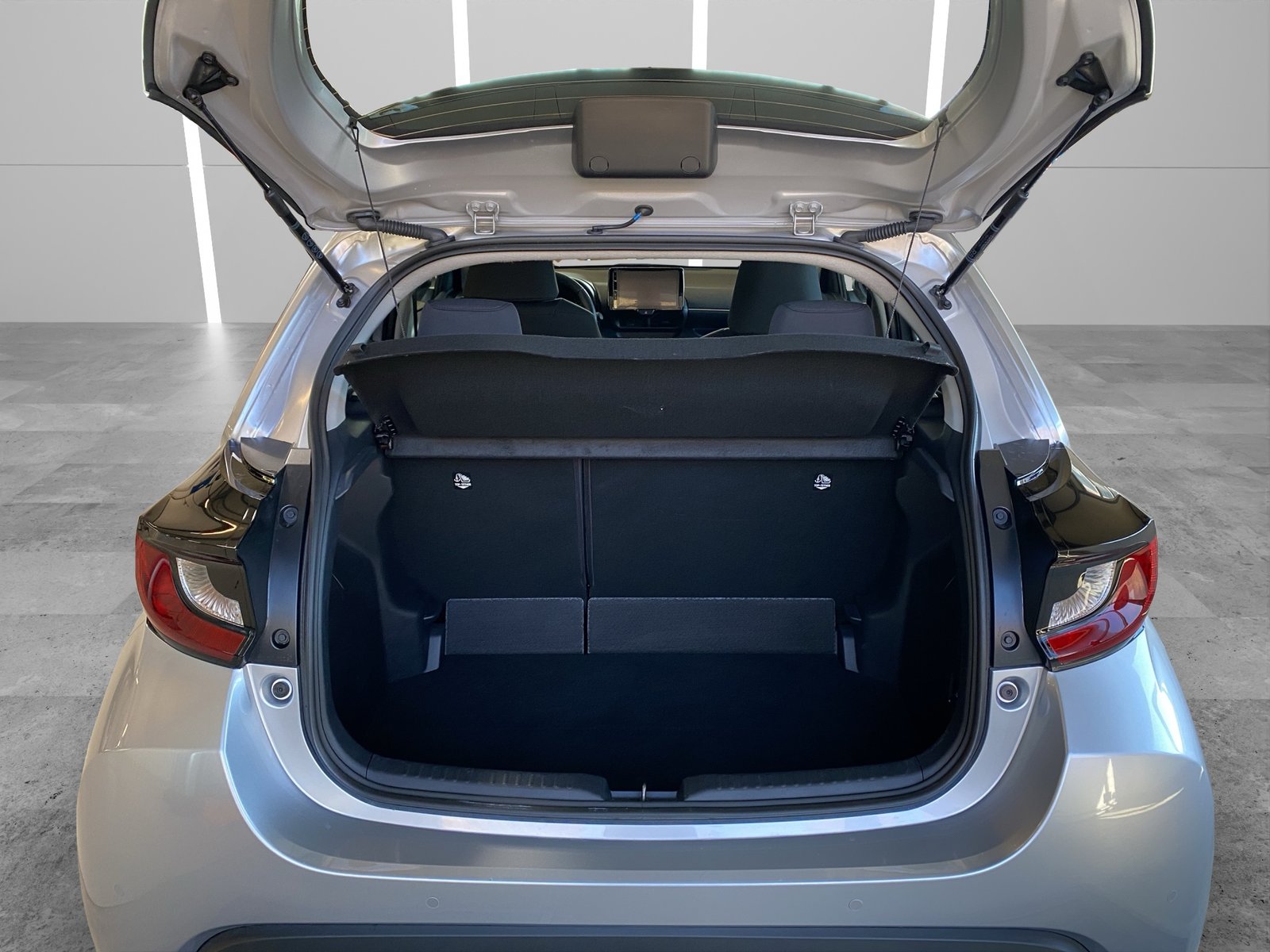 MAZDA 2 Hybrid Exclusive-line, Voll-Hybrid Benzin/Elektro, Occasion / Gebraucht, Automatik - 7