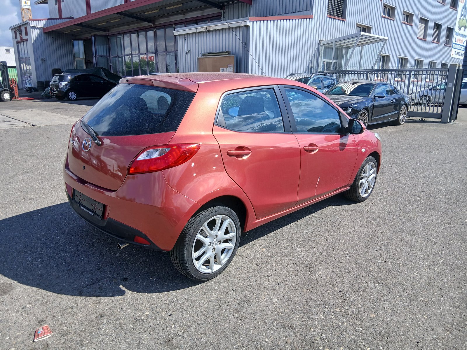 MAZDA 2 1.3i 16V Exclusive, Essence, Occasion / Utilisé, Manuelle - 4