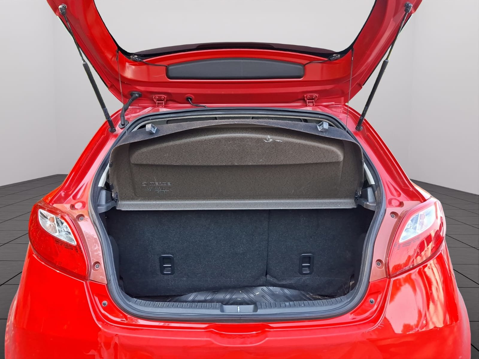 MAZDA 2 1.5i 16V Sport, Essence, Occasion / Utilisé, Manuelle - 7