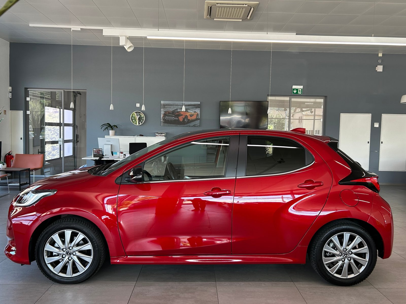 MAZDA 2 Hybrid Select, Full-Hybrid Petrol/Electric, Second hand / Used, Automatic - 4