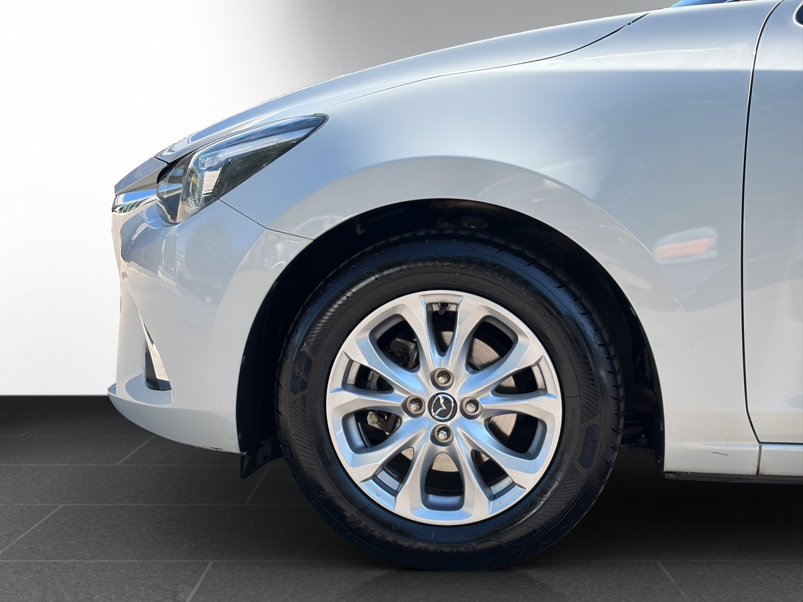 MAZDA 2 G 90 Ambition Plus, Benzin, Occasion / Gebraucht, Automatik - 4