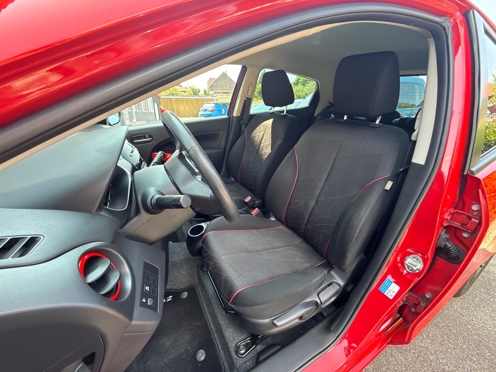 MAZDA 2 1.3i 16V Voila ma Suisse Edition, Benzina, Occasioni / Usate, Manuale - 7